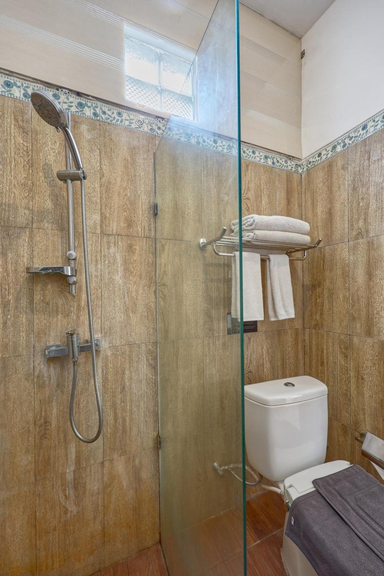 Jnj Guest House Toyapakeh Rom bilde
